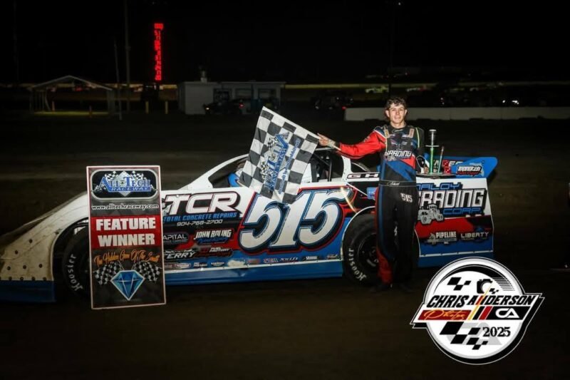 Bubba Roling was dominant in last night's Capital Metal Supply 602 Sportsman division.